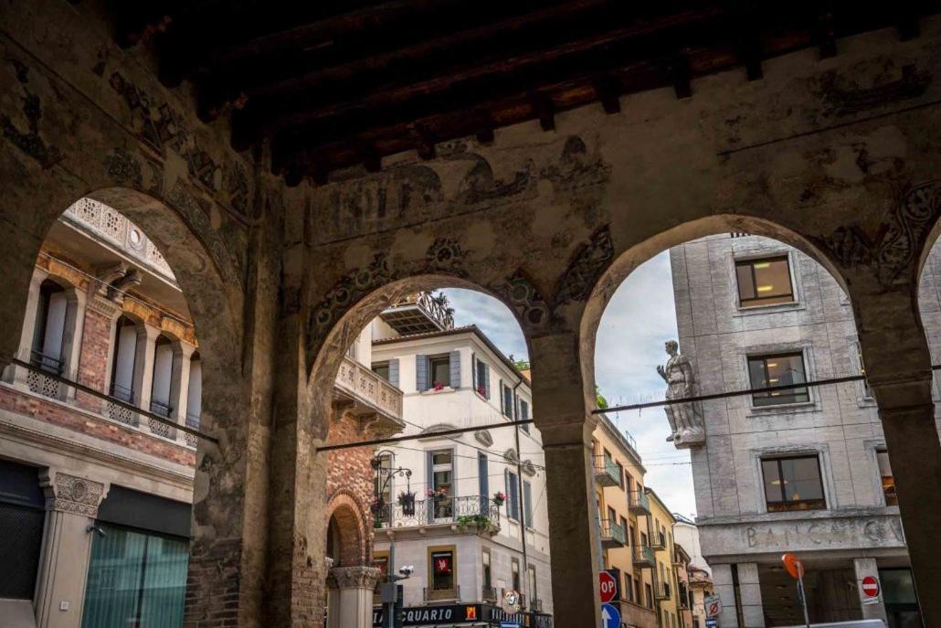 Holiday Treviso Suite Venezia Экстерьер фото